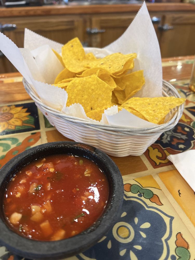 Fiesta En Jalisco — Mexican restaurant in Hamilton