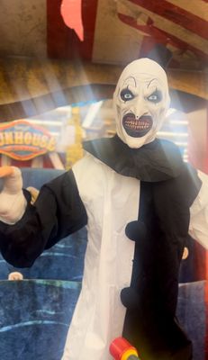 Spirit Halloween by null