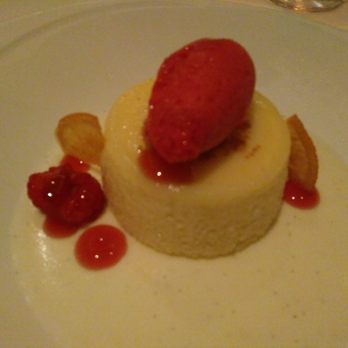 Gary Danko - Lemon soufflé cake - New American Near Me - San Francisco, California Gary Danko - Lemon soufflé cake - New American Near Me - San Francisco, California