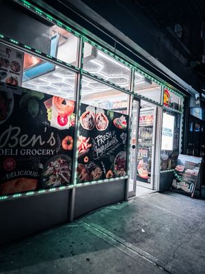 Ben's Deli Grocery by null
