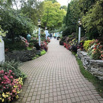 The Carriage House - Entrance - New American Near Me - Mackinac Island, Michigan