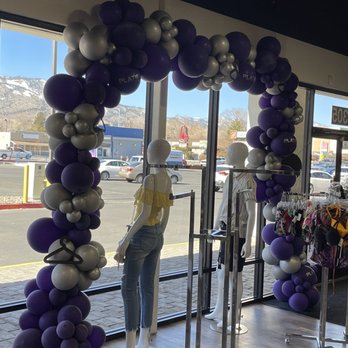 Platos Closet - Grand opening celebration display - Accessories Near Me - Carson City, Nevada
