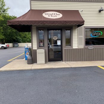 Waffle Hut - the front of the restaurant - Breakfast & Brunch Near Me - Paducah, Kentucky Waffle Hut - the front of the restaurant - Breakfast & Brunch Near Me - Paducah, Kentucky