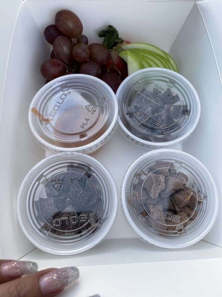 PORTELLO WINECAFE Updated September 2024 34 Photos & 76 Reviews