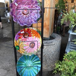 D & B Supply - Bird baths