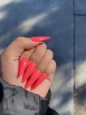 Signature Nails and Spa