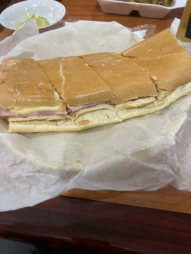 The Latin House Logo