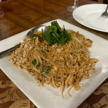 Your Place Thai Restaurant - Pad thai + chicken - Thai Near Me - Santa Barbara, California