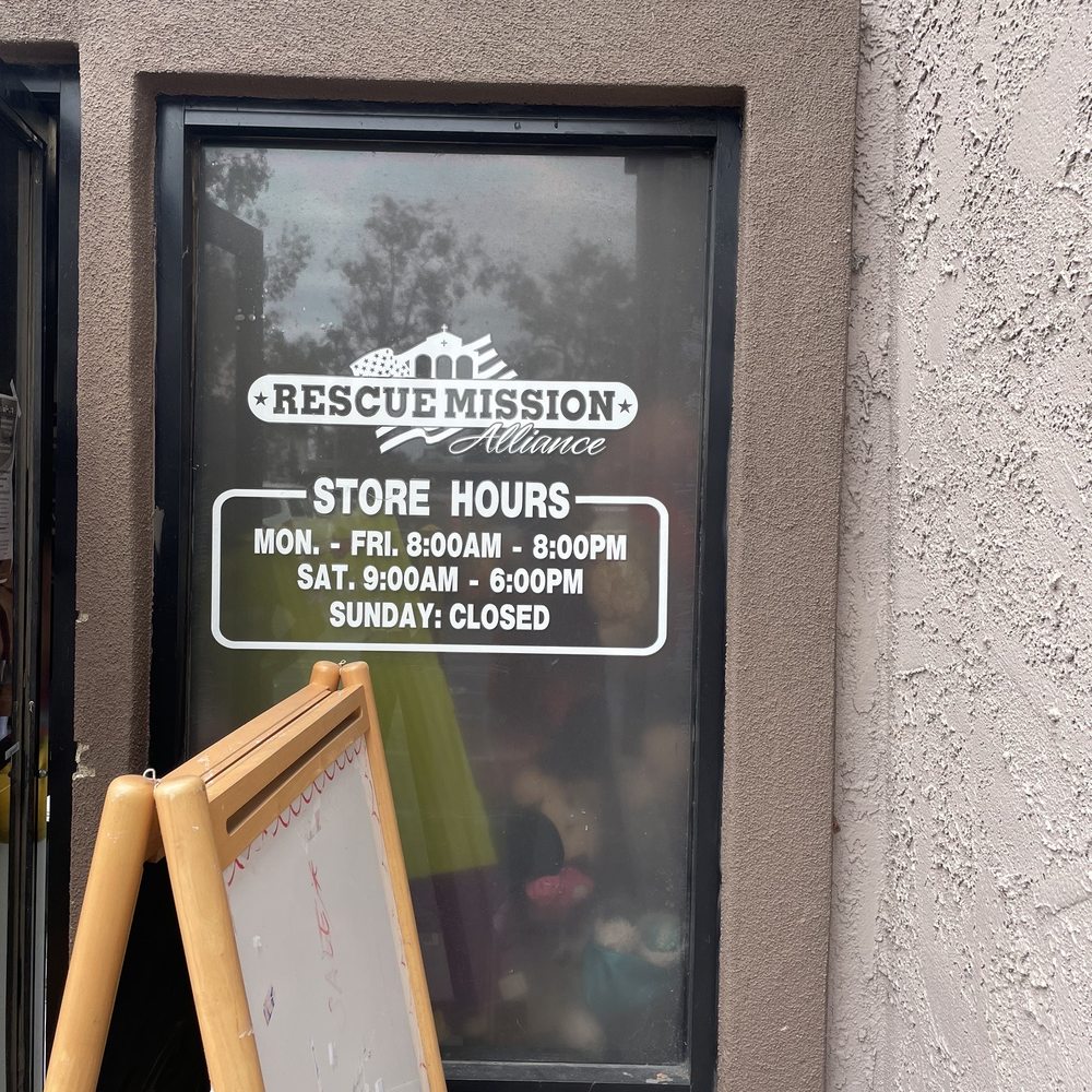 Super Thrift Store - Thrift Stores Near Me - Oxnard, California
