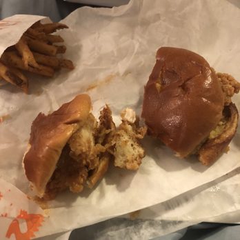 Popeyes Louisiana Kitchen - Spicy Chicken Sandwich Combo and Classic Chicken Sandwich Combo - Chicken Wings Near Me - Austin, Texas Popeyes Louisiana Kitchen - Spicy Chicken Sandwich Combo and Classic Chicken Sandwich Combo - Chicken Wings Near Me - Austin, Texas