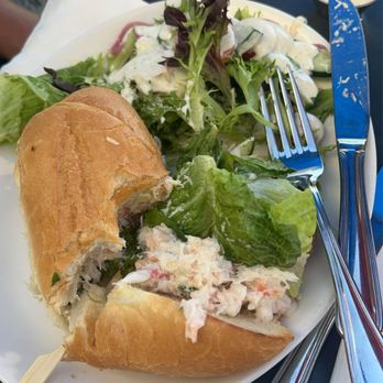 McMenamins Kalama Cove Bar - Shrimp/crab sandwich - Tacos Near Me - Kalama, Washington