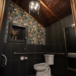 Prates Place - Ladies bathroom