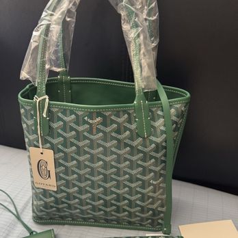 Maison Goyard - Green Anjou mini - Leather Goods Near Me - San Francisco, California Maison Goyard - Green Anjou mini - Leather Goods Near Me - San Francisco, California