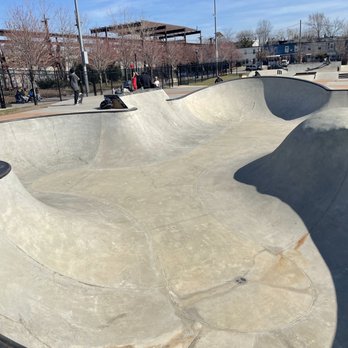 Berry Lane Park - Cloverfield - Skate Parks Near Me - Jersey City, New Jersey Berry Lane Park - Cloverfield - Skate Parks Near Me - Jersey City, New Jersey