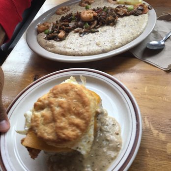 Pine State Biscuits - Breakfast & Brunch Near Me - Portland, Oregon