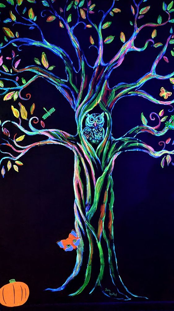 Putt N Play Indoor Mini Golf Logo