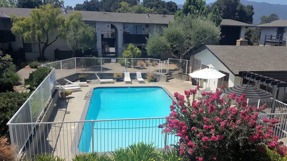 TWELVE OAKS APARTMENTS Updated October 2024 107 Oak Rim Ct Ofc, Los