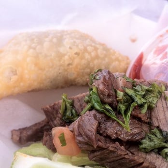 Piaggio Gaucho On Wheels - Chicken Empanada & Skirt Steak Taco - Argentine Near Me