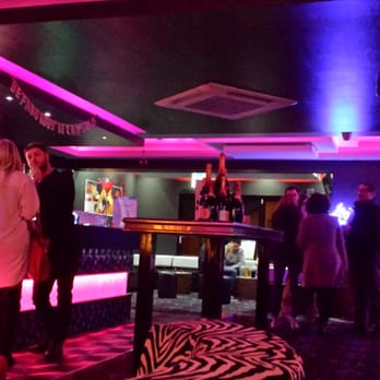Indish - Indian Near Me - Chadderton, XGM Indish - Indian Near Me - Chadderton, XGM