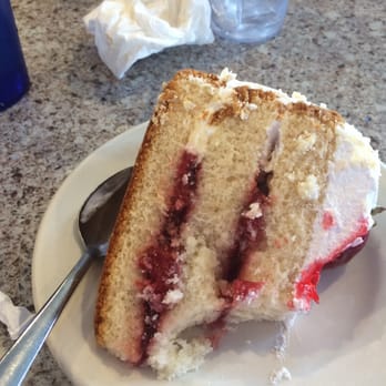 Columbus Diner - Yummy yummy cake - Breakfast & Brunch Near Me - Mount Vernon, New York