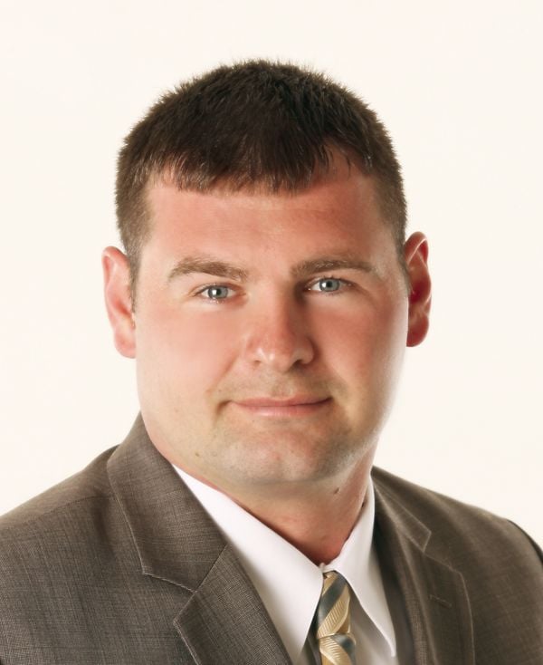 ROGER PAYNE JR STATE FARM INSURANCE AGENT 6 Willow St, Clendenin