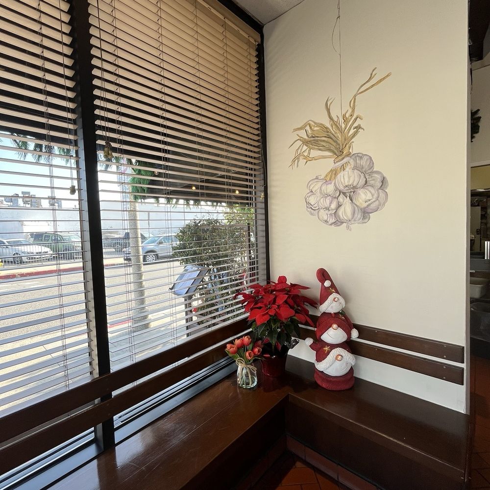 Savoy Kitchen - Inside - Asian Fusion Near Me - Alhambra, California