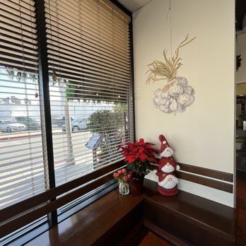 Savoy Kitchen - Inside - Asian Fusion Near Me - Alhambra, California Savoy Kitchen - Inside - Asian Fusion Near Me - Alhambra, California