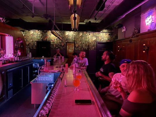 Central Park Bar by null
