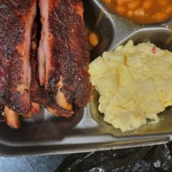 Louisiana Smoke House - Pork rib plate