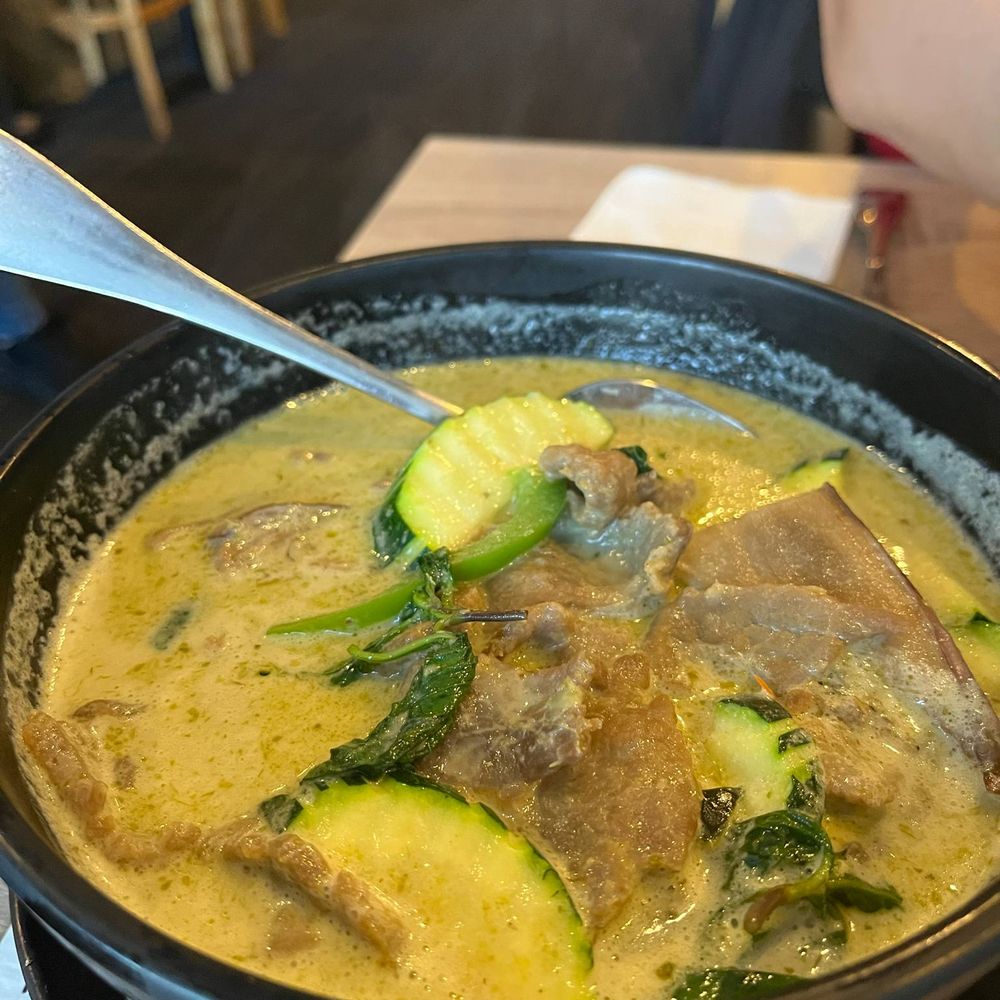 Red Chili - green curry with beef - Thai Near Me - Hayward, California Red Chili - green curry with beef - Thai Near Me - Hayward, California