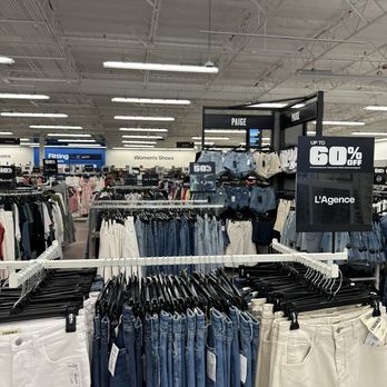 Nordstrom Rack El Camino Promenade - Department Stores Near Me - Encinitas, California