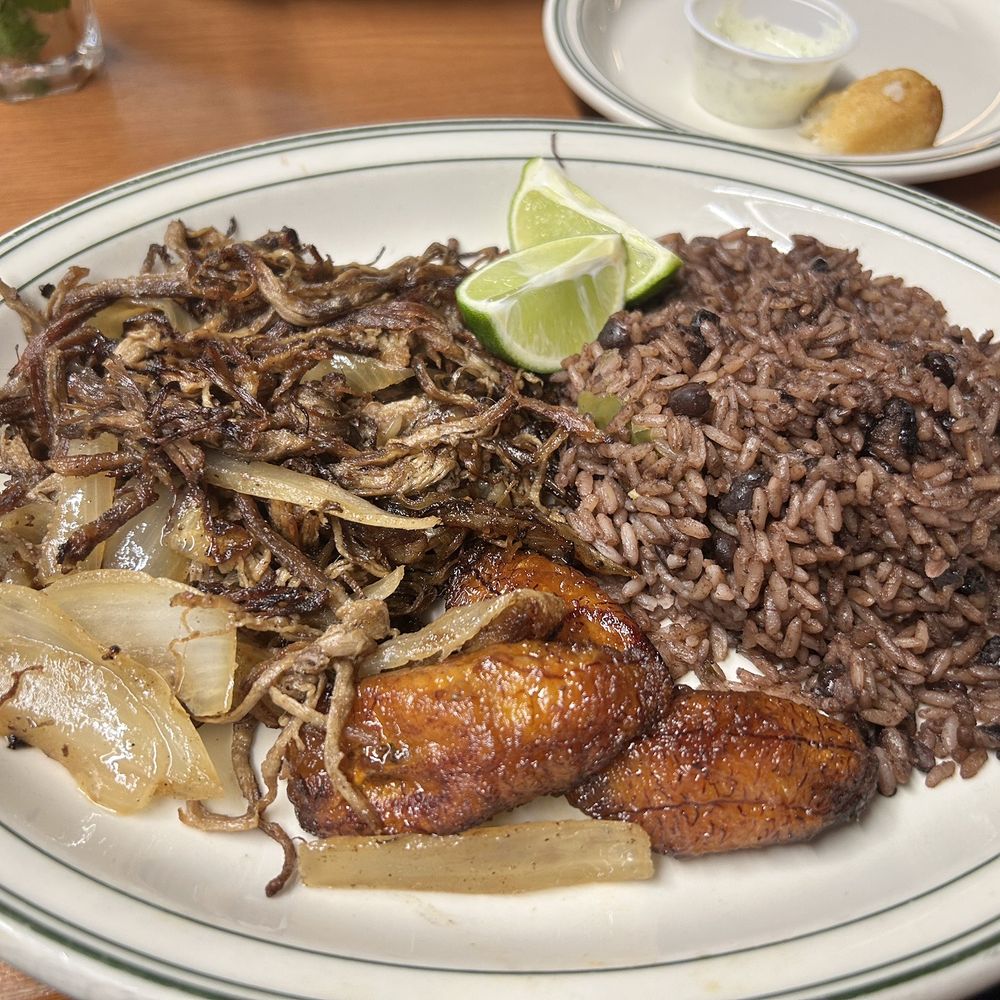 La Carreta - Vaca Frita - Cuban Near Me - Miami, Florida La Carreta - Vaca Frita - Cuban Near Me - Miami, Florida