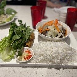 Saigon NV - Bun Cha - Grilled pork and noodles
