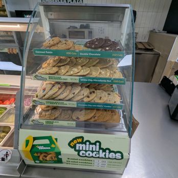 Subway - Sandwiches Near Me - Pickering, Ontario