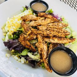 Eastfield Bar & Grill - House salad with grilled chicken (upcharge)
