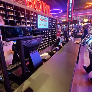 Bowlero Oxnard - Shoe rental and front desk - Bowling Near Me - Oxnard, California