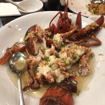 V Garden - Yummy live lobster a true treat on a special day - Seafood Near Me - Kent, Washington V Garden - Yummy live lobster a true treat on a special day - Seafood Near Me - Kent, Washington