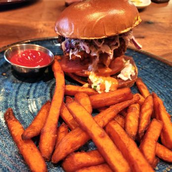 Eureka! - Spicy fried chicken sandwich with sweet potato fries (ok but chicken piece was small) - American Near Me - Roseville, California