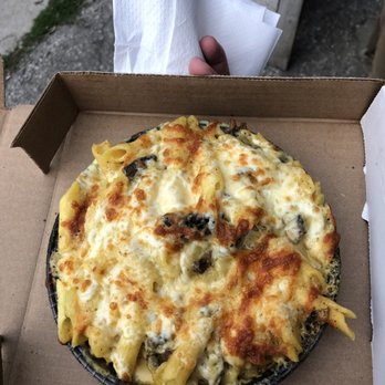 Bobbie Sue's Mac & Cheese - Gluten free mushroom Mac & cheese (with dairy) - Comfort Food Near Me - Toronto, Ontario Bobbie Sue's Mac & Cheese - Gluten free mushroom Mac & cheese (with dairy) - Comfort Food Near Me - Toronto, Ontario