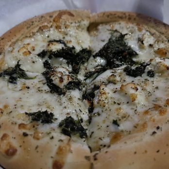 Murphy's Irish Pub - White pizza - Pubs Near Me - Galveston, Texas