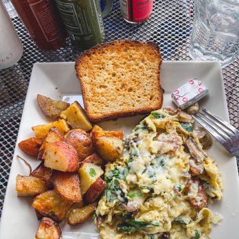 Portage Bay Cafe - 65th - joes scramble - Breakfast & Brunch Near Me - Seattle, Washington
