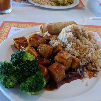 Dragon Inn Chinese Restaurant - General Tso's tofu. The broccoli wasn't overcooked which made me happy. The egg roll wasn't too greasy. Great lunch meal. - Chinese Near Me - Durham, North Carolina Dragon Inn Chinese Restaurant - General Tso's tofu. The broccoli wasn't overcooked which made me happy. The egg roll wasn't too greasy. Great lunch meal. - Chinese Near Me - Durham, North Carolina