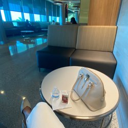 Baptist Health Herbert Wertheim Cancer Institute - Waiting area in oncology gynecology