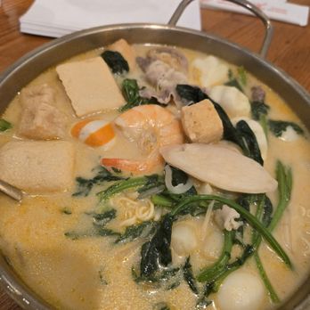 Mala Town - Beef Bone Broth Base 招牌牛骨汤套餐 (Mild Spicy) - Asian Fusion Near Me - Union City, California