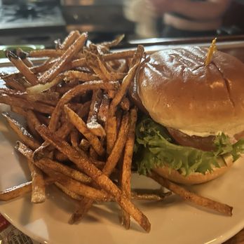 Sidebar Grill - Quarter Pound Cheeseburger - New American Near Me - Lexington, Kentucky