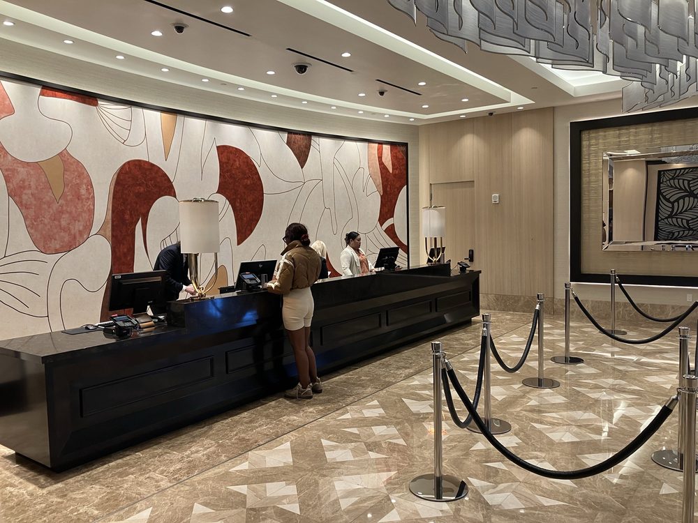 Suncoast Hotel & Casino