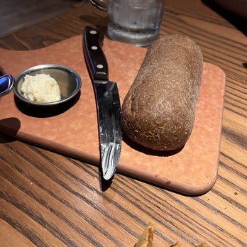 Outback Steakhouse - Delicious bread and butter. - Steakhouses Near Me - Fort Worth, Texas Outback Steakhouse - Delicious bread and butter. - Steakhouses Near Me - Fort Worth, Texas