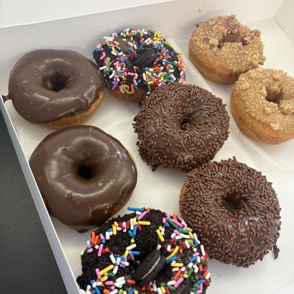 Valencia Donuts - Donuts Near Me - Valencia, Pennsylvania Valencia Donuts - Donuts Near Me - Valencia, Pennsylvania