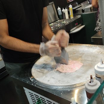 Urban Ice - Ravi making a Sweet New Yorker. Fabulous! - Creperies Near Me - Norfolk, Virginia
