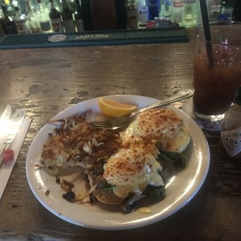 Murphys Historic Hotel - Eggs Benedict with veges - Hotels Near Me - Murphys, California Murphys Historic Hotel - Eggs Benedict with veges - Hotels Near Me - Murphys, California